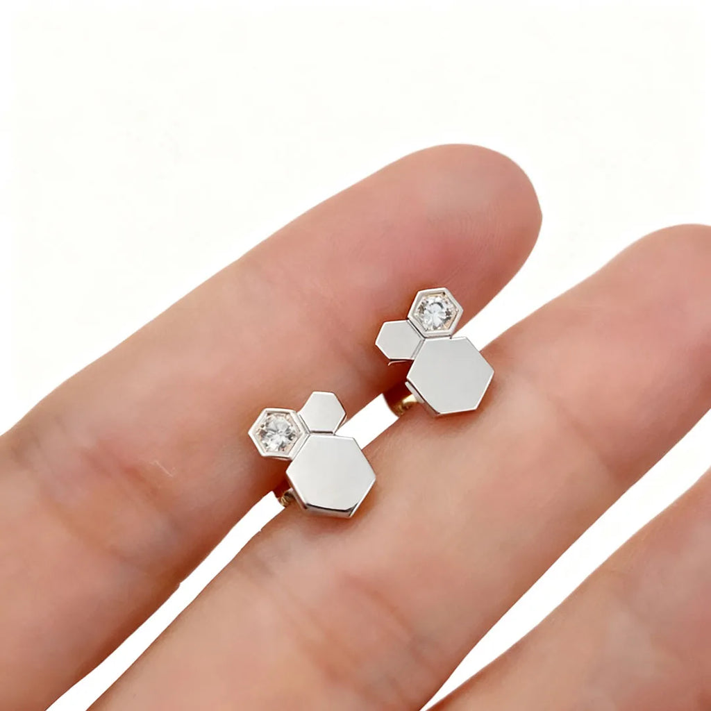 Fashionable New 925 Sterling Silver Honeycomb Shaped Women's Jewelry Earrings, Exquisite, Unique, And Luxurious Gifts.