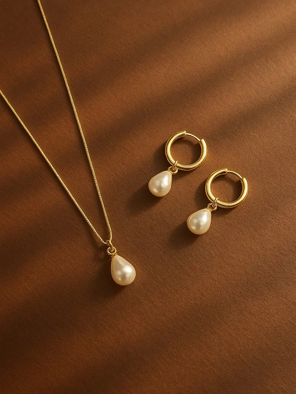 3pcs Stainless Steel Waterproof And Non-Fading Stylish Women's Gold/Silver Water Droplet Pearl Hoop Earrings Necklace Jewelry